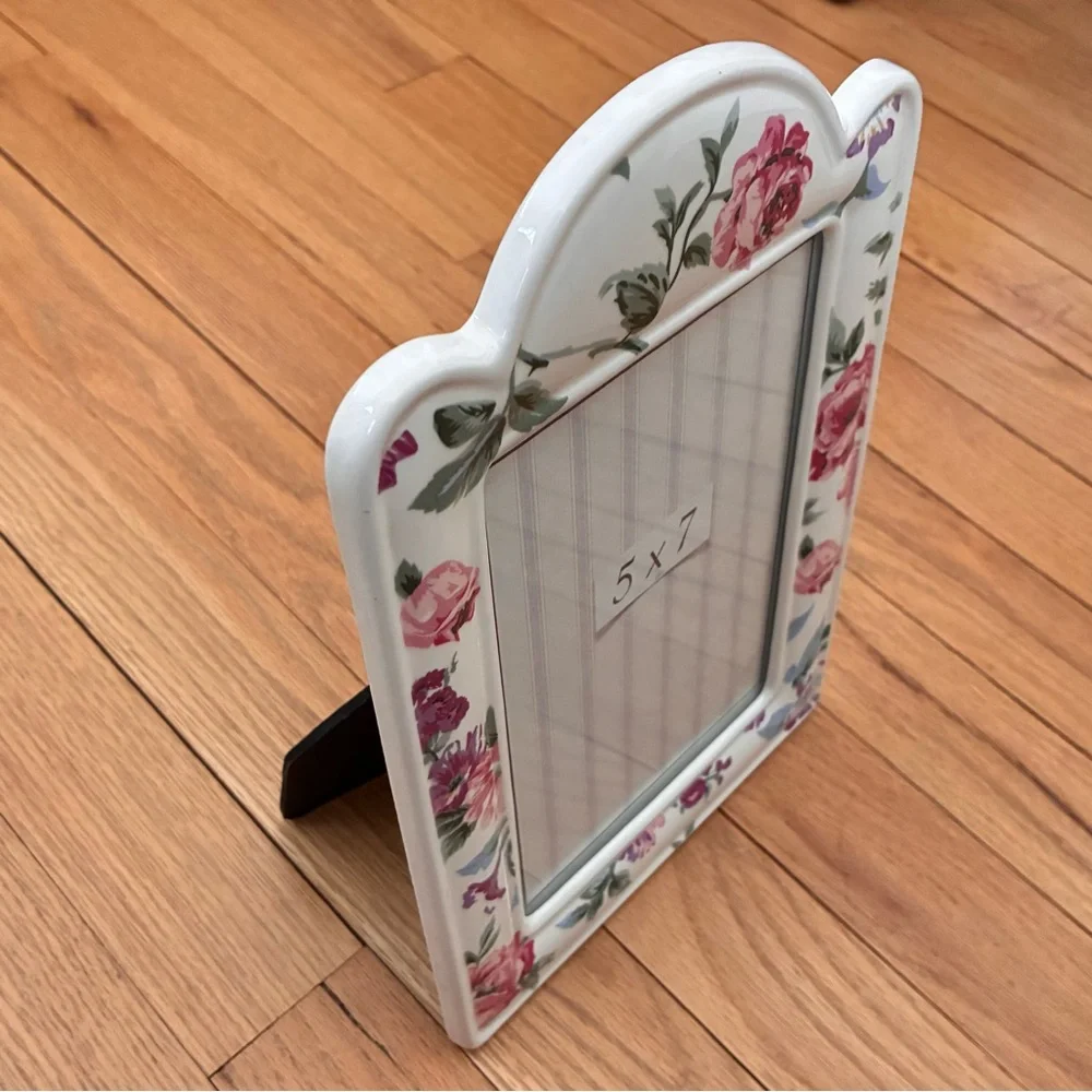 Vintage Ceramic Shabby Chic 5x7 Floral Photo Frame, Pink Roses